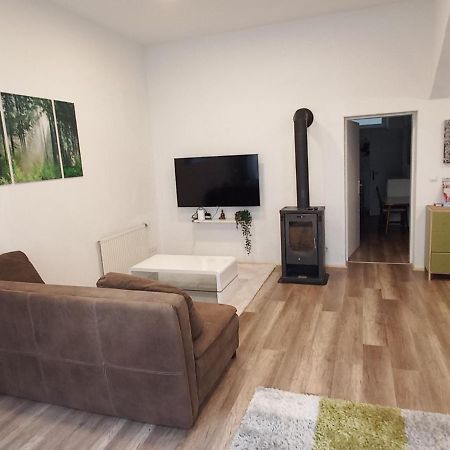 City Apartment Mit Direktzugang Vienna Luaran gambar