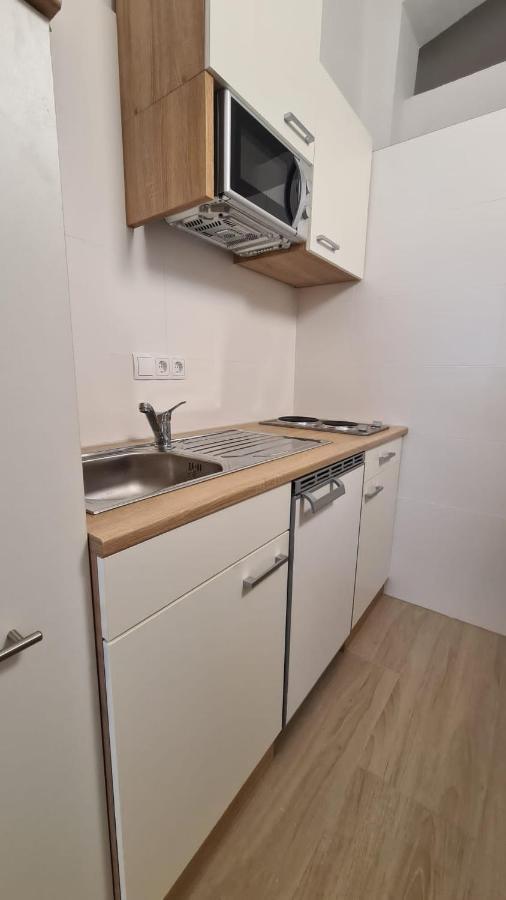 City Apartment Mit Direktzugang Vienna Luaran gambar