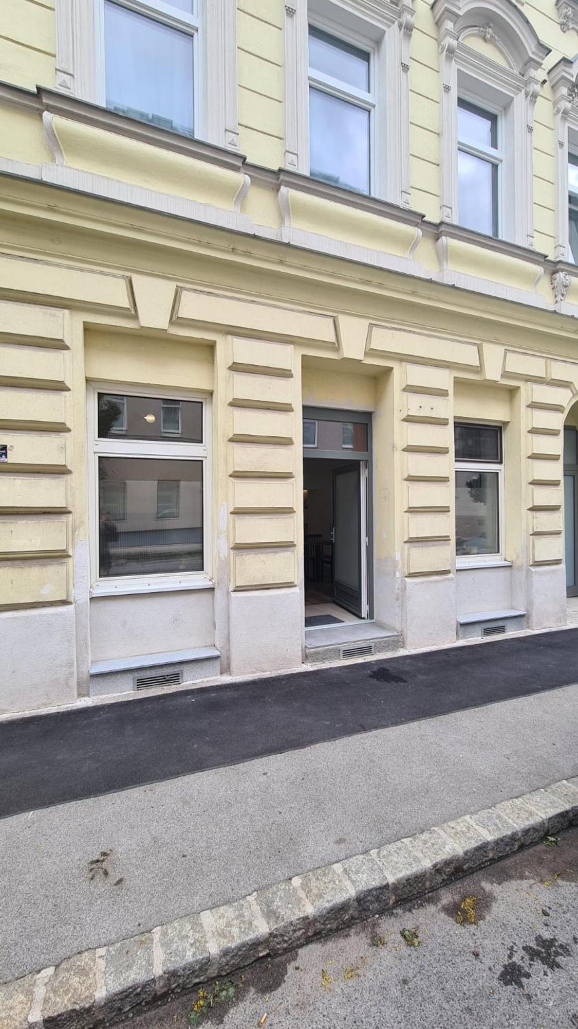 City Apartment Mit Direktzugang Vienna Luaran gambar